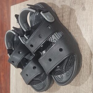 Crocs Unisex-Child Classic All-Terrain Sandal size 13